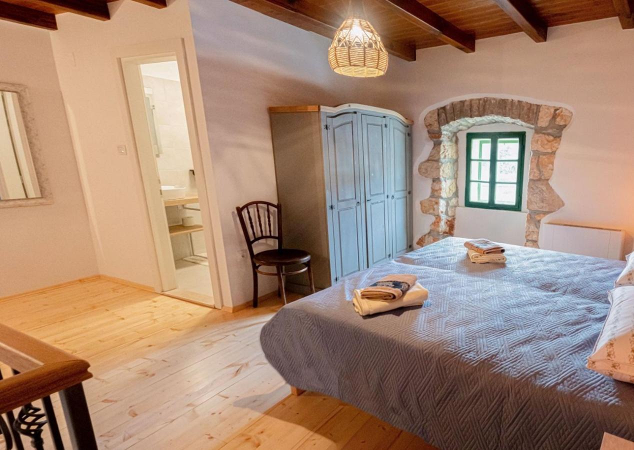 House Antica For 6 Persons Surroundings Of The Island Of Cres *